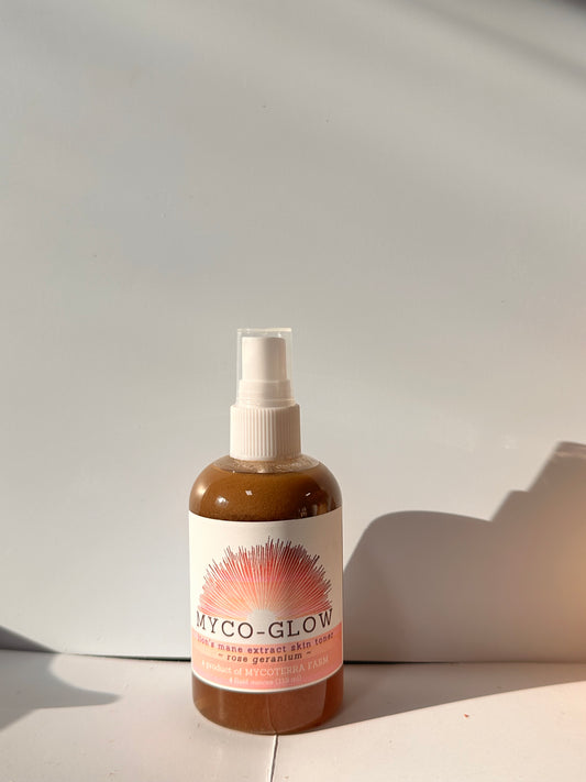 Lion's mane extract skin toner rosa geranium